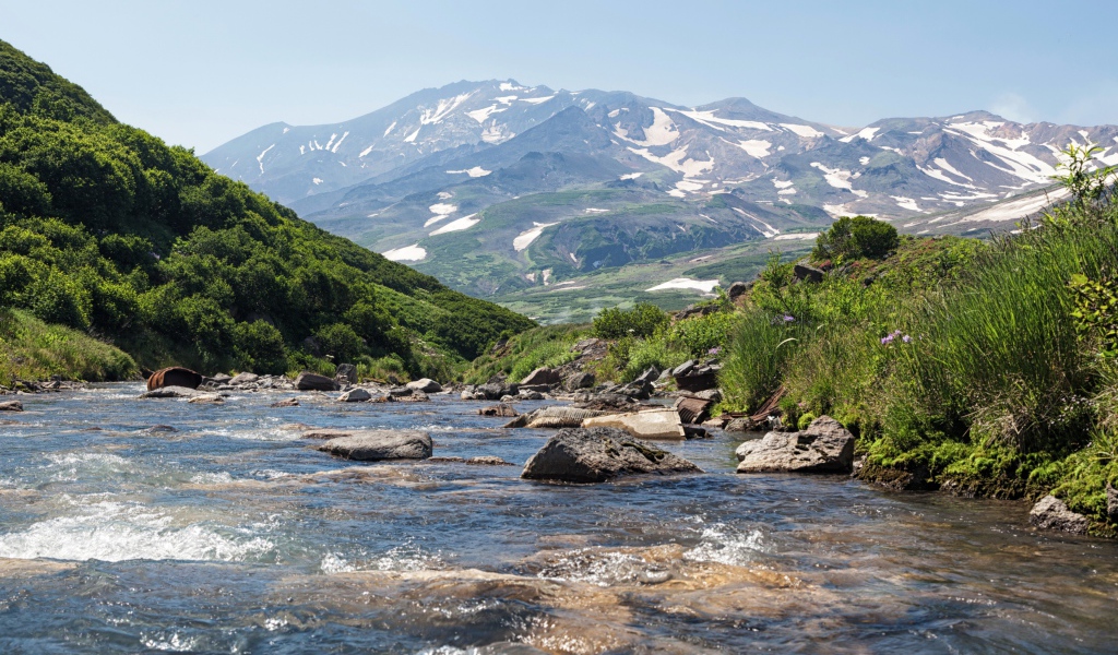 Живописный горный ручей, Камчатка Россия 