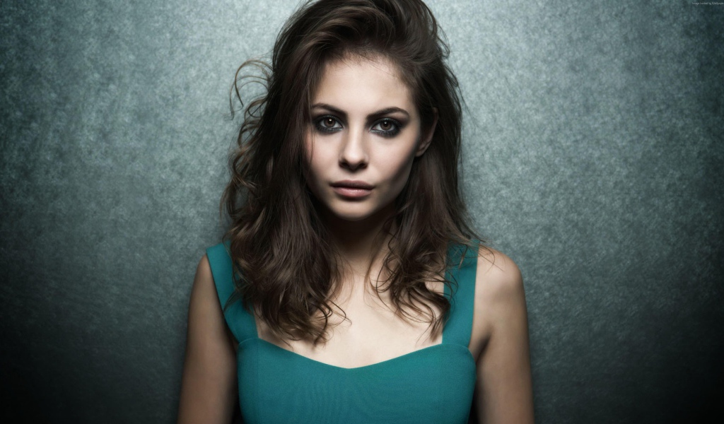 Американская актриса,  модель  Вилла Голланд