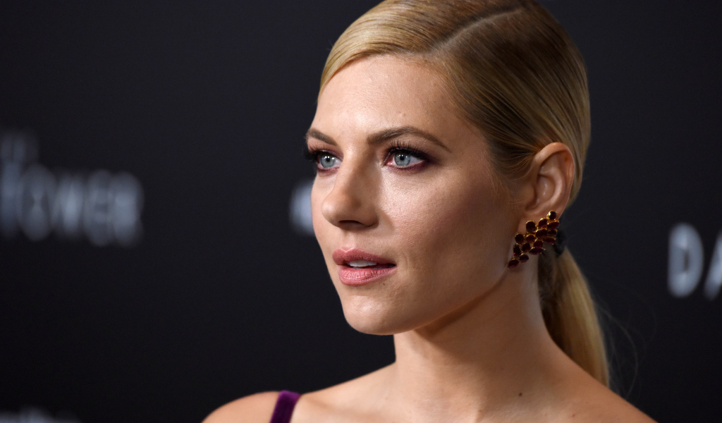 Молодая канадская актриса Кэтрин Винник