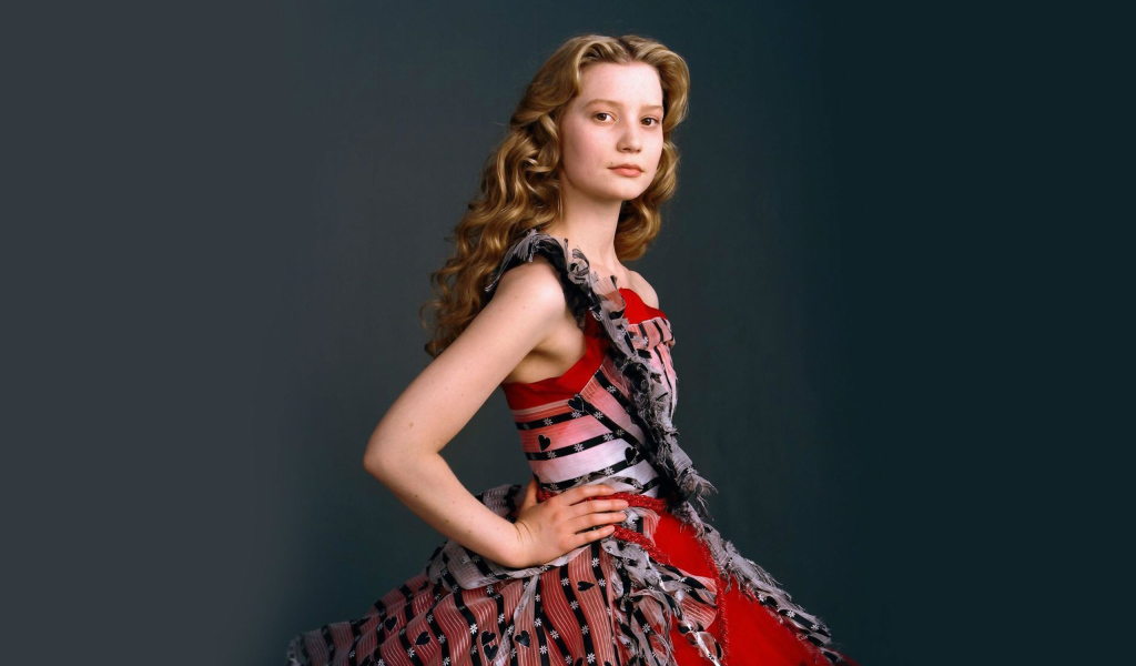 Молодая актриса Миа Васиковска 