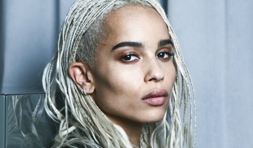 Молодая популярная актриса Зои Кравиц