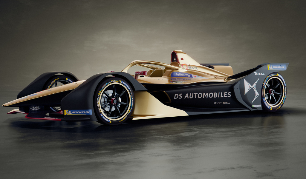 Гоночный автомобиль DS E-Tense FE 19 вид сбоку