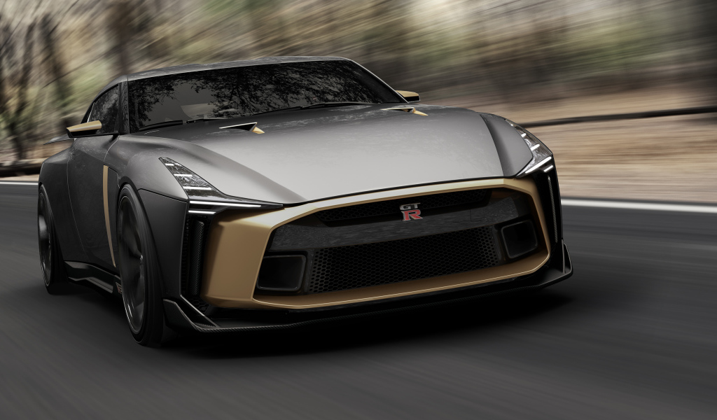 Автомобиль Nissan GT-R50 концепт на трассе