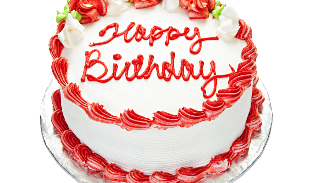 Красивый праздничный торт на день рождения на белом фоне