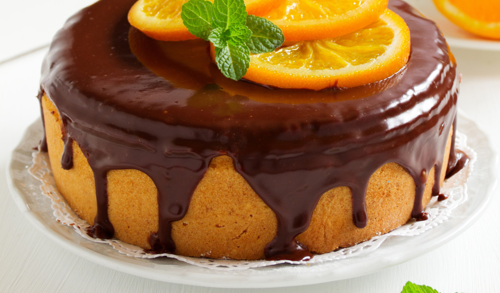Праздничный пирог с шоколадом и апельсинами 