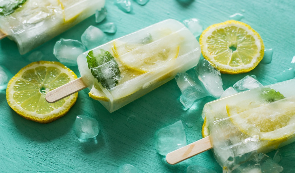 Мороженое фруктовый лед с лимоном 