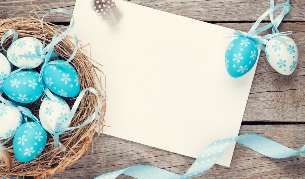 Голубые пасхальные яйца с лентами,  шаблон поздравительной открытки