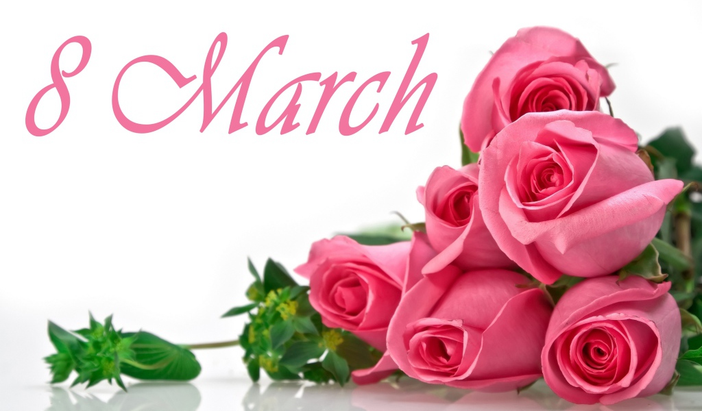 Букет розовых роз на белом фоне на 8 марта