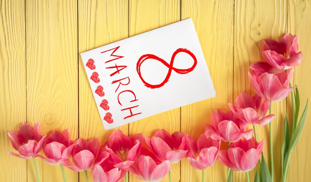 Розовые тюльпаны и открытка на 8 марта