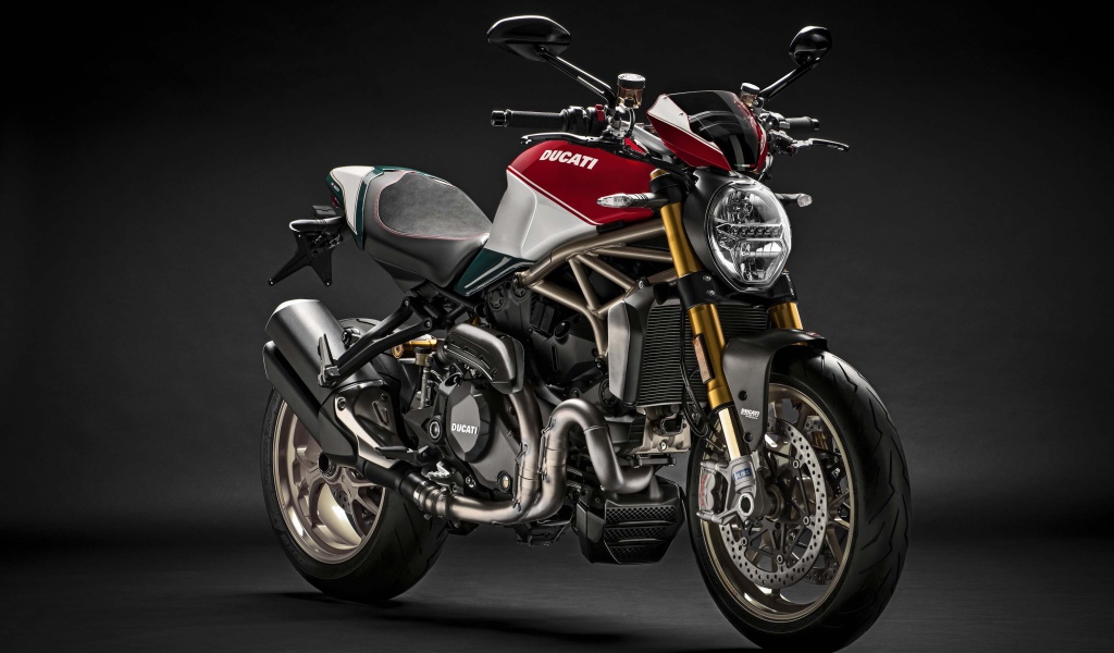 Мотоцикл Ducati Monster 1200, 2018  на сером фоне