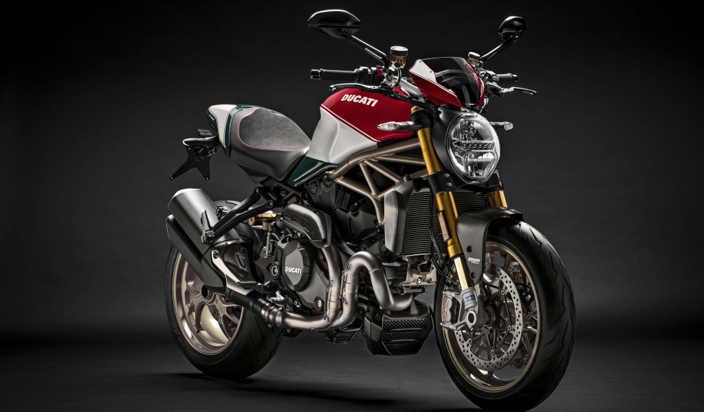 Мотоцикл  Ducati Monster 1200, 2018 года на сером фоне