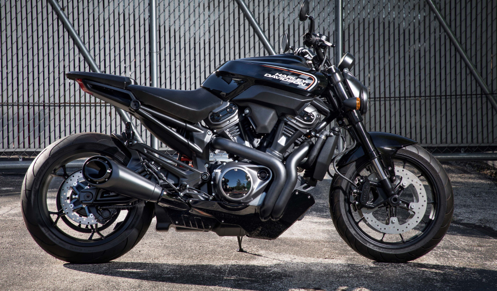 Мотоцикл Harley-Davidson Street Fighter, 2020