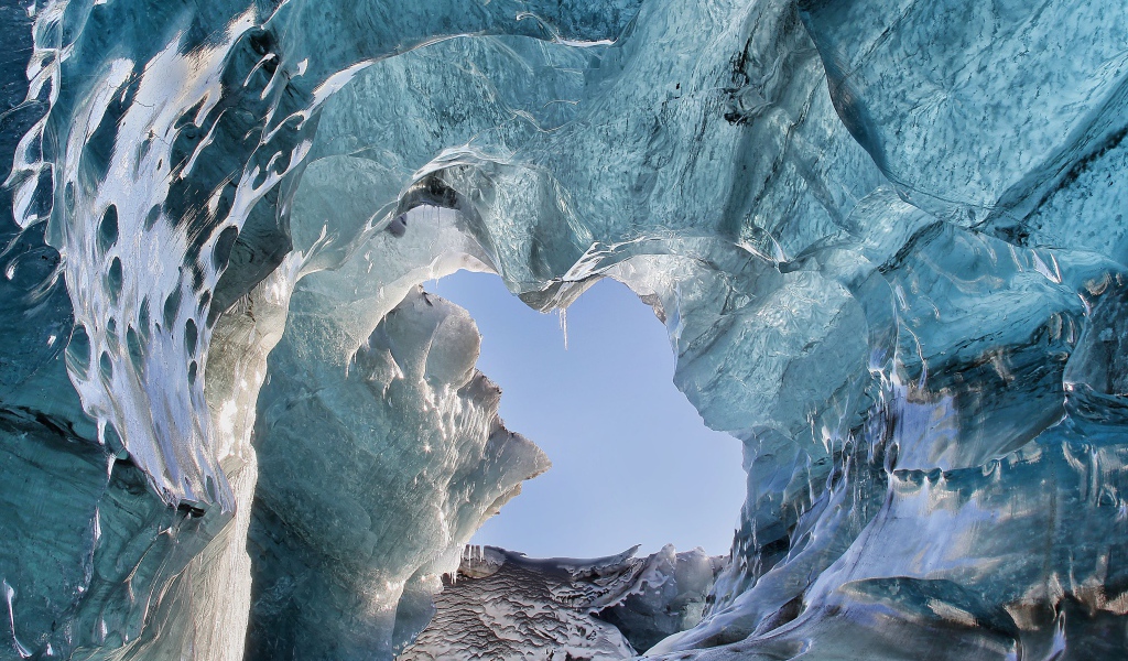 Красивый ледник Ватнайёкюдль, Исландия