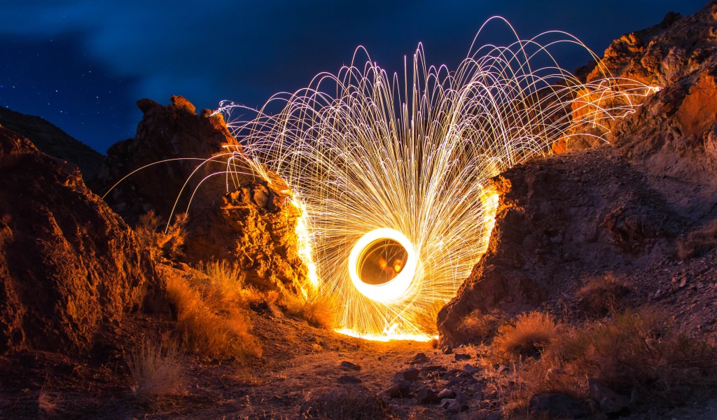 Искры среди скал