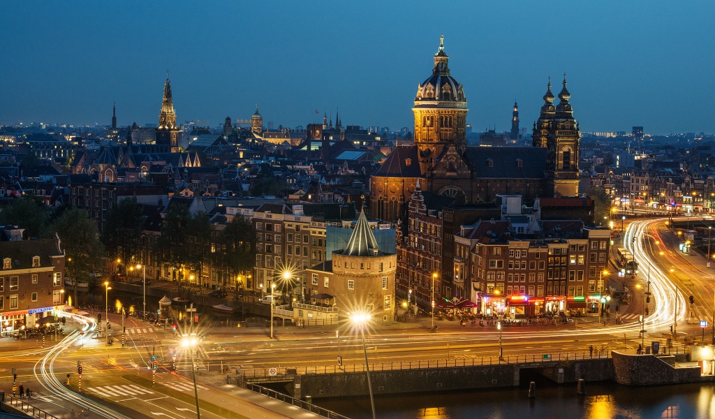 Панорама ночного города Амстердам, Нидерланды