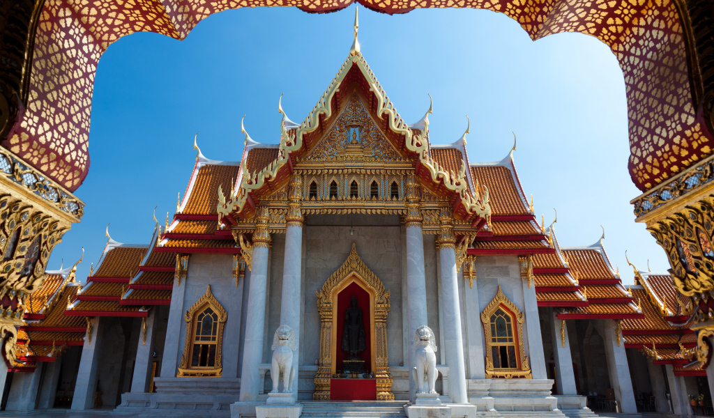Красивый храм в Бангкоке, Таиланд 