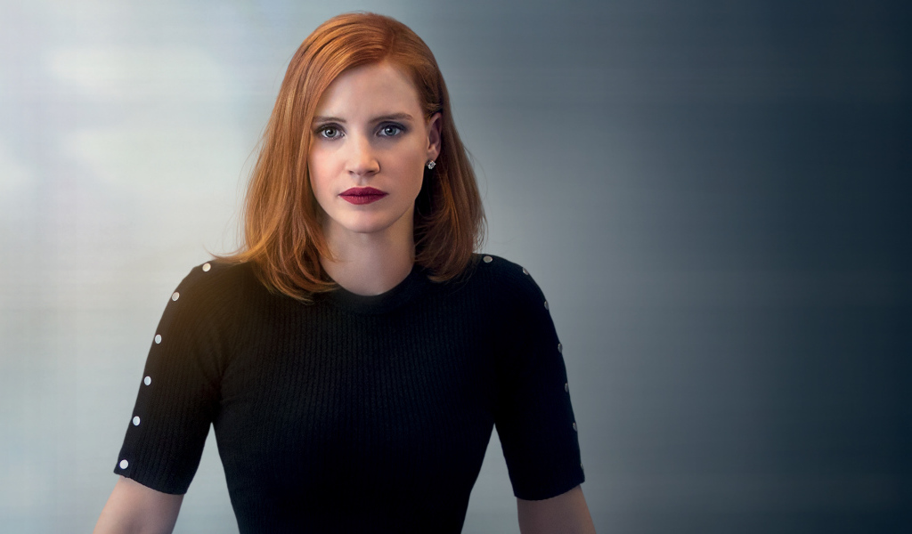 Актриса Джессика Честейн в черном наряде