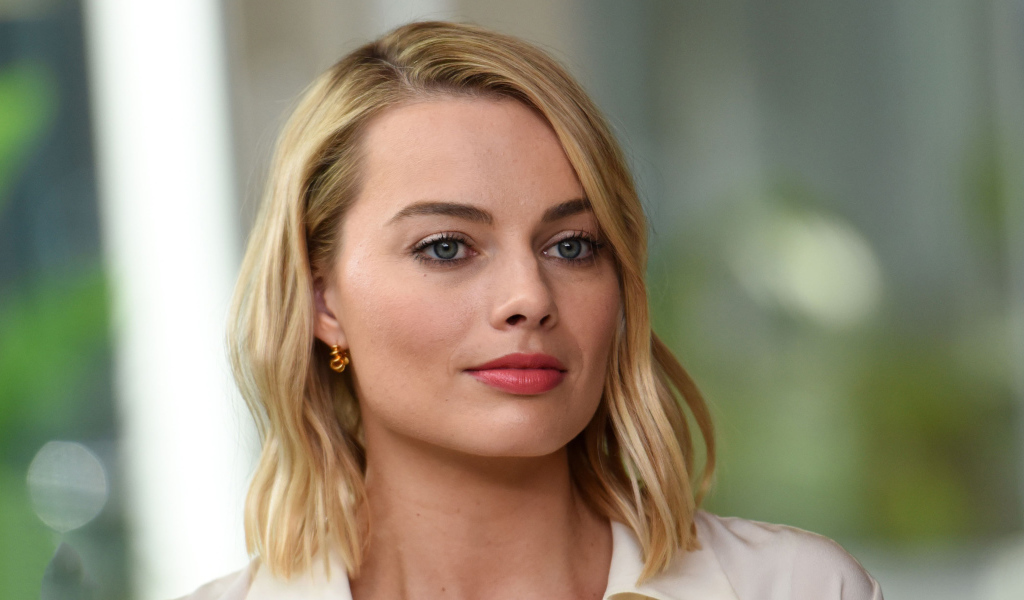 Голубоглазая блондинка, актриса Марго Робби