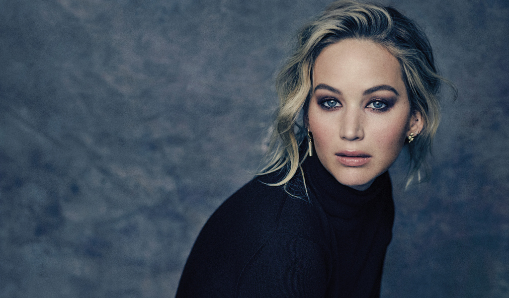 Голубоглазая популярная актриса Дженнифер Лоуренс