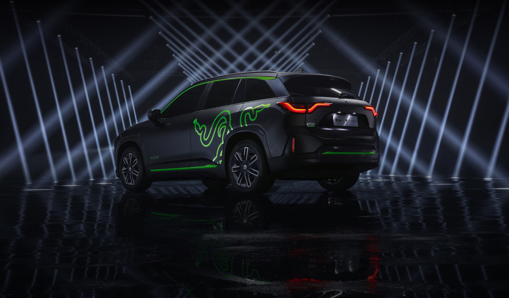 Внедорожник NIO ES6 Razer Edition 2019 года в лучах софитов