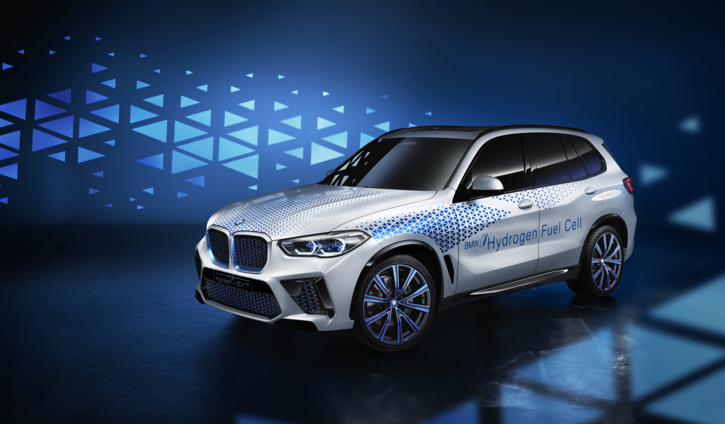 Автомобиль BMW i Hydrogen NEXT 2019 года