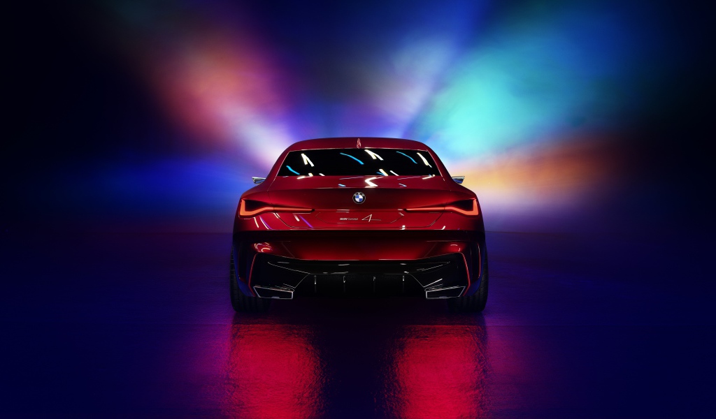Красный автомобиль BMW Concept 4 2019 года вид сзади