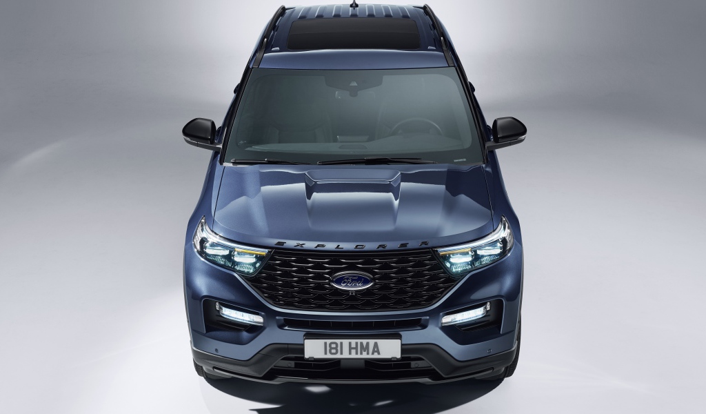 2019 Ford Explorer Plug-In Hybrid ST-Line car on a gray background