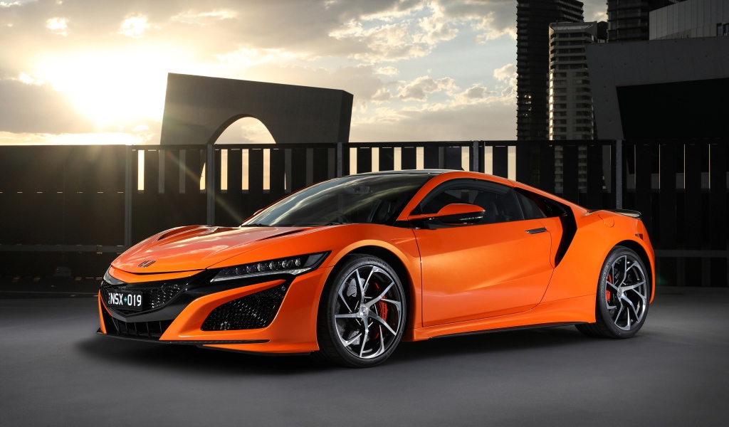 Оранжевый автомобиль Honda NSX 2019  года 