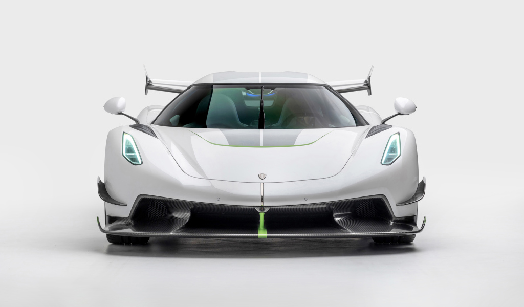 Быстрый спортивный автомобиль Koenigsegg Jesko 