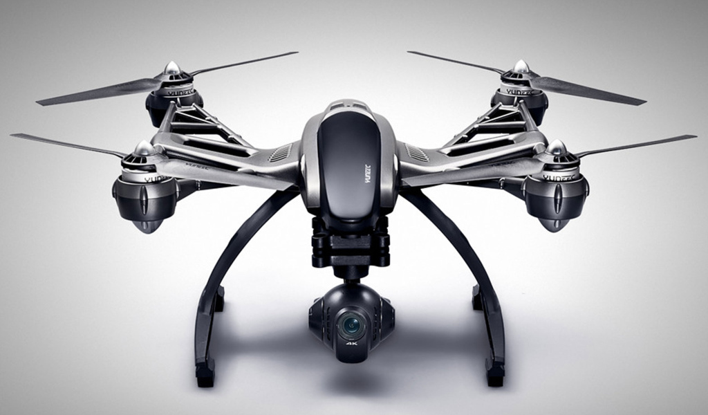 Quadcopter Yuneec Typhoon Q500 4K on a gray background
