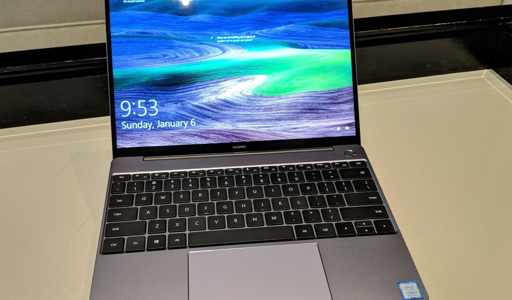 Тонкий ноутбук Huawei MateBook 13, CES 2019