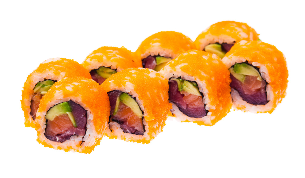 Роллы с красной икрой на белом фоне 