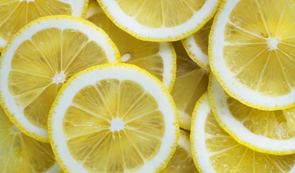Closeup of yellow lemon slices