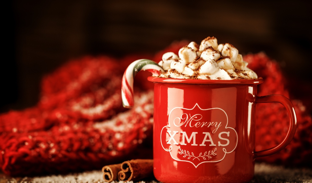 Чашка какао с маршмеллоу на Рождество 