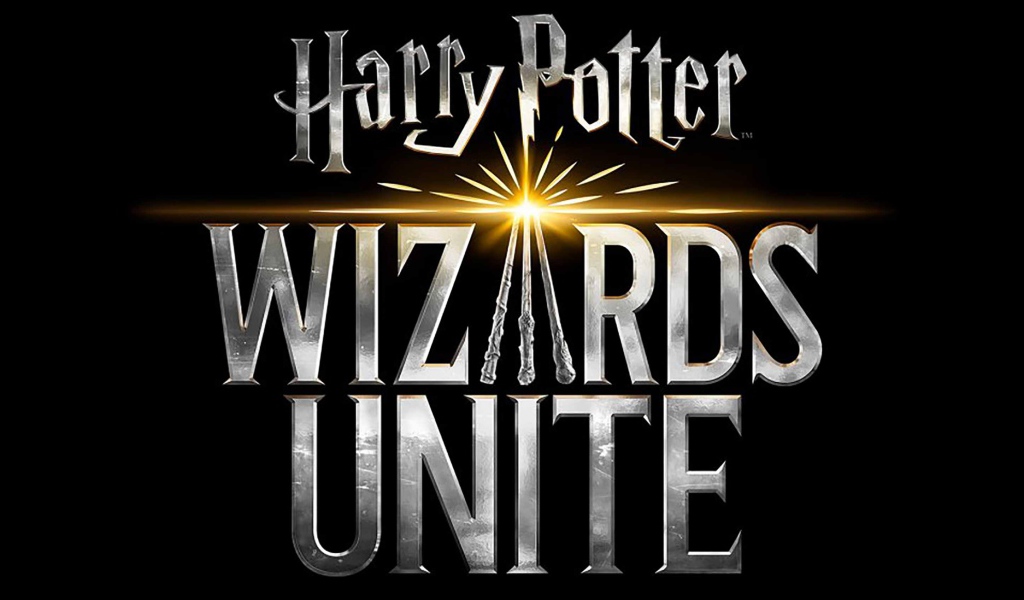 Логотип новой видеоигры Harry Potter: Wizards Unite, 2019 года на черном фоне