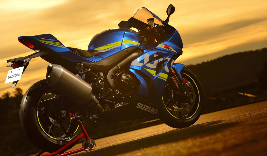 Спортивный мотоцикл Suzuki GSX-R1000R