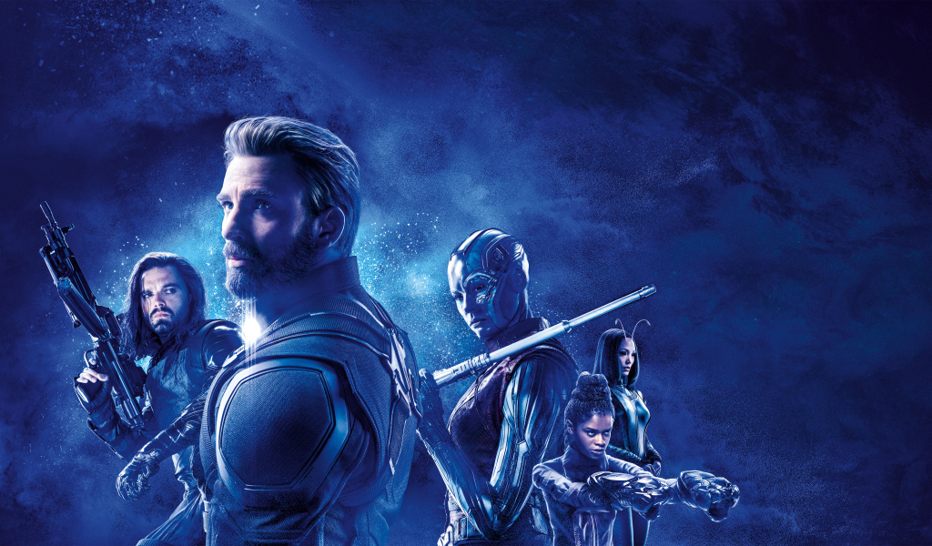 Персонажи фильма Мстители: Финал на фоне голубой галактики 