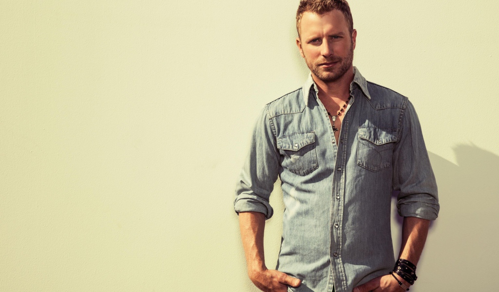 Американский кантри исполнитель Диркс Бентли