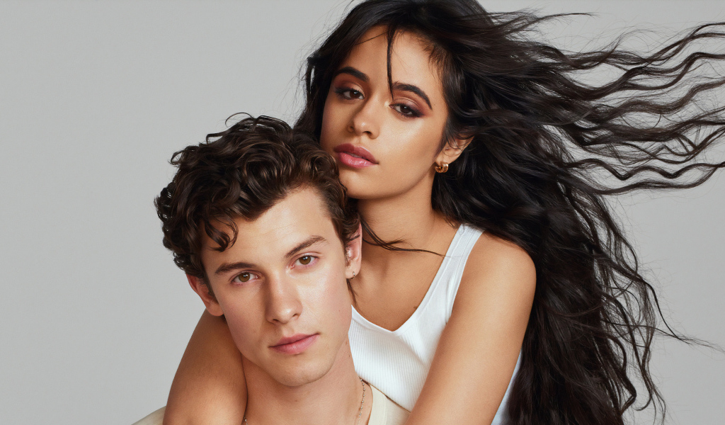 Молодые исполнители Шон Мендес и Камила Кабельо