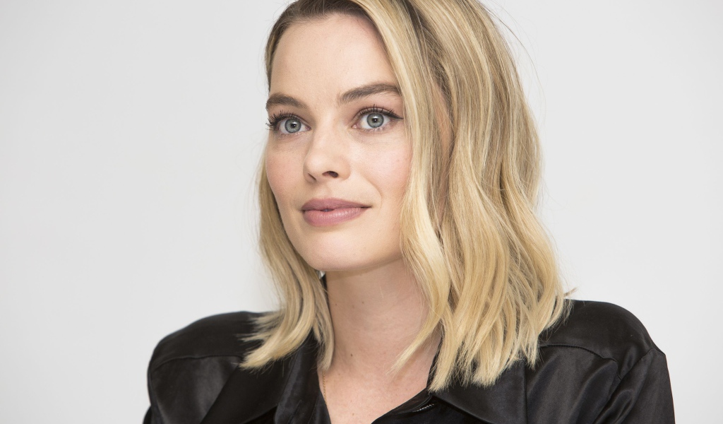 Красивая блондинка, актриса Марго Робби лицо крупным планом