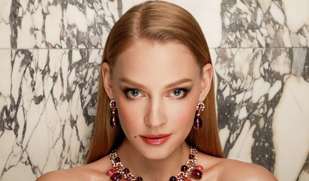 Красивая девушка российская актриса  Светлана Ходченкова