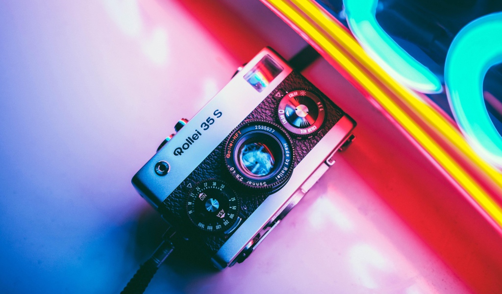 Старая камера Rollei 35 S 