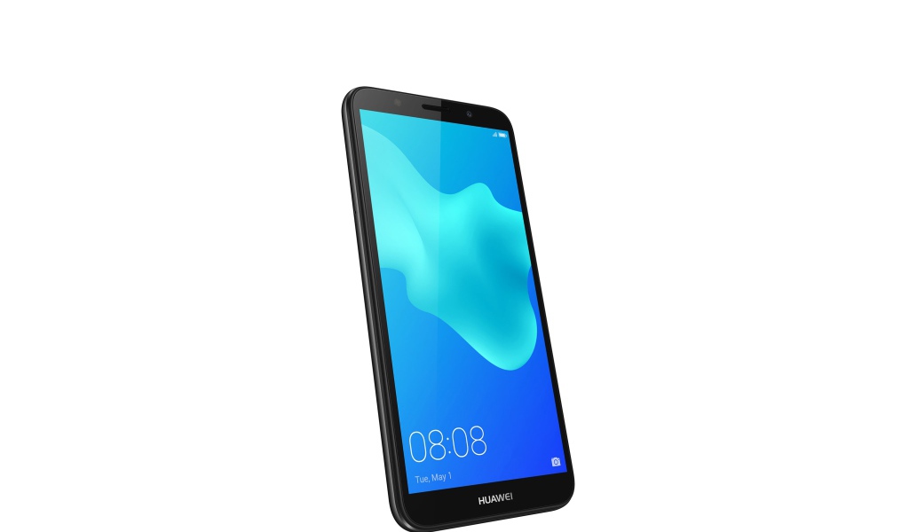 Смартфон Huawei Y5 Prime на белом фоне
