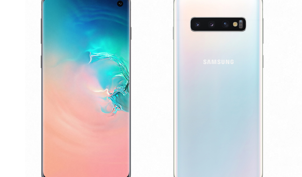 Смартфон Samsung Galaxy S10 на белом фоне