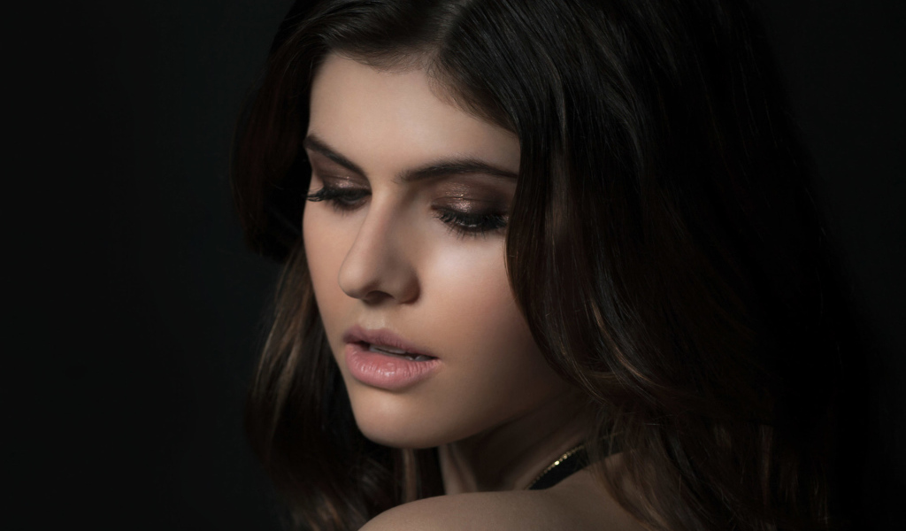 Нежный взгляд актрисы Александры Даддарио