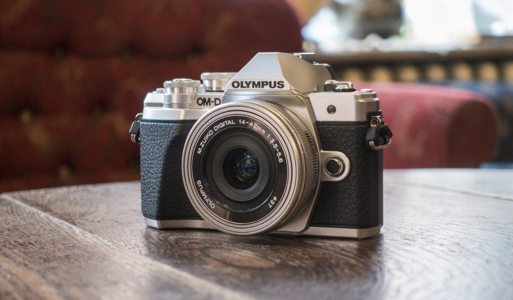 Новый фотоаппарат Olympus OM-D E-M10 Mark III
