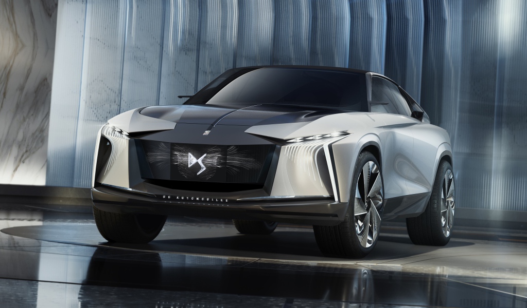 Автомобиль DS Aero Sport Lounge 2020 года