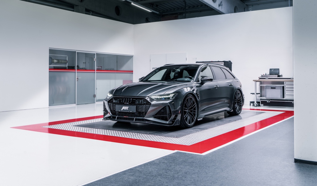 Автомобиль ABT RS6-R 2020 года в гараже 