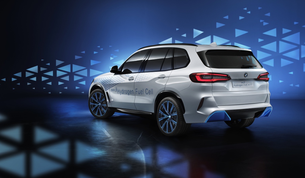 Внедорожник BMW I Hydrogen NEXT 2019 года вид сзади