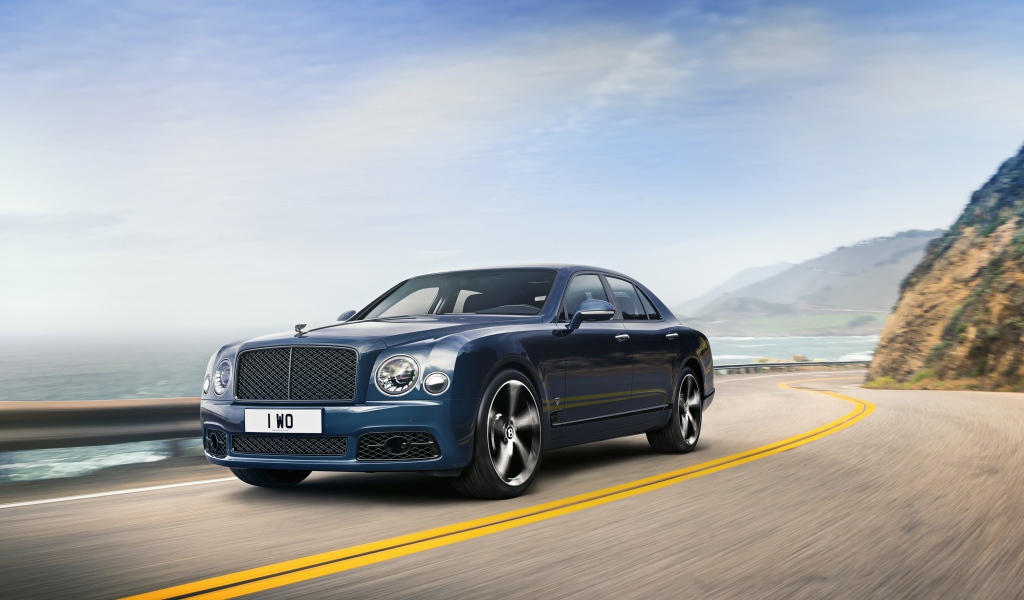 Стильный дорогой автомобиль Bentley Mulsanne Edition By Mulliner 2020 года 